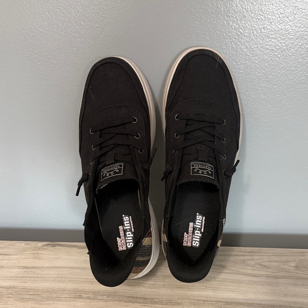 Skechers Women’s  Black Slip-On Sneakers